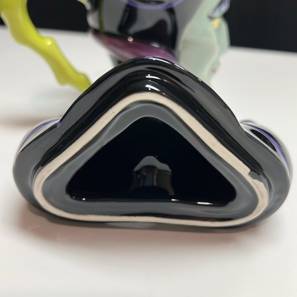 Disney Maleficent lidded mug - Picture 10 of 16